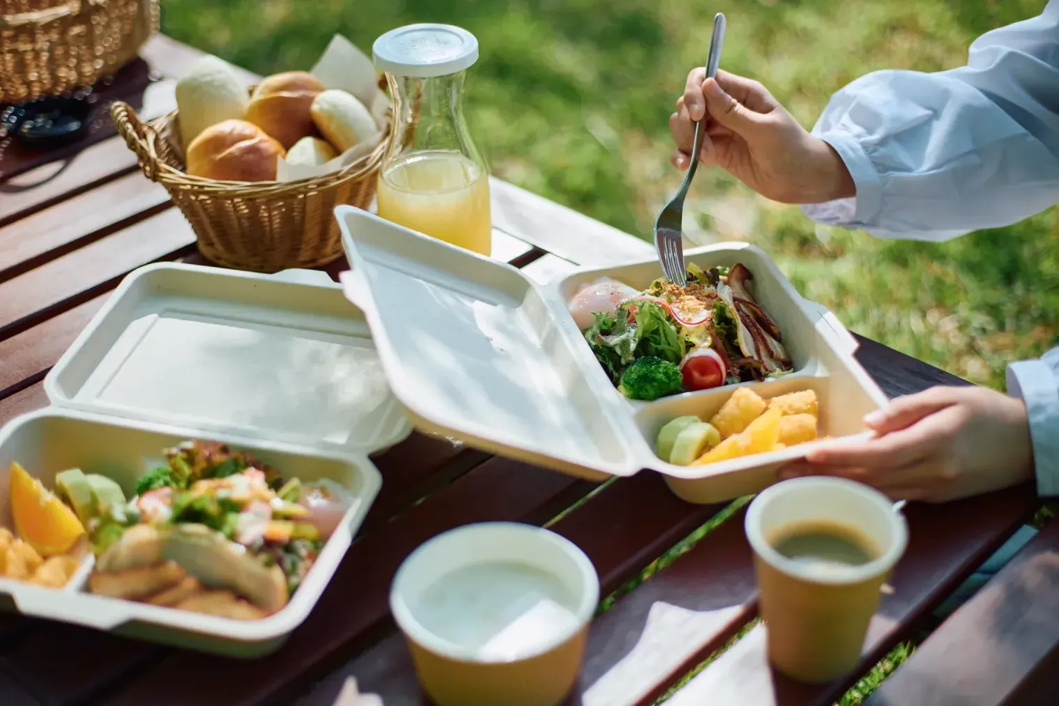 テラスで楽しむ朝食